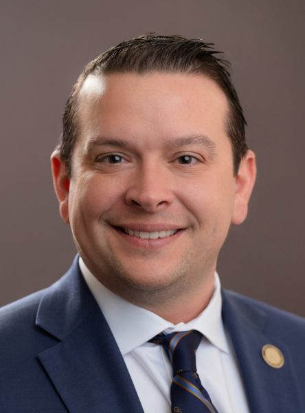 Official portrait of Brad Thomas