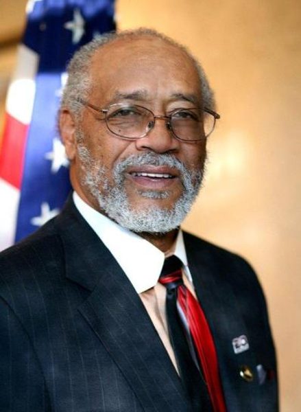 Official portrait of David Lucas