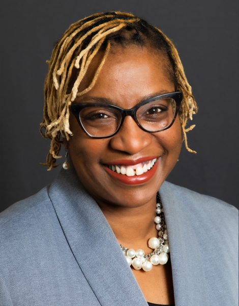 Official portrait of Doreen Carter