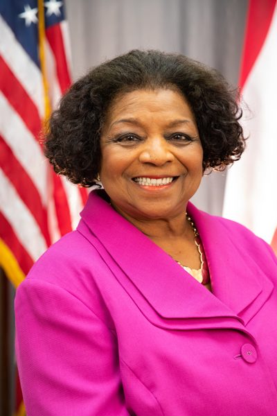 Official portrait of Gail Davenport