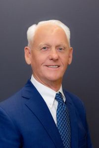 Official portrait of Gary Richardson