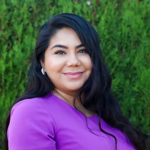Official portrait of Mary Ann Santos