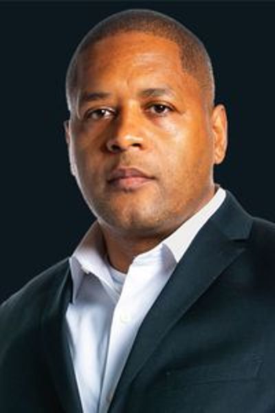 Official portrait of Robert Dawson