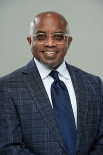 Official portrait of Robert Flournoy