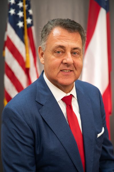 Official portrait of Steve Gooch
