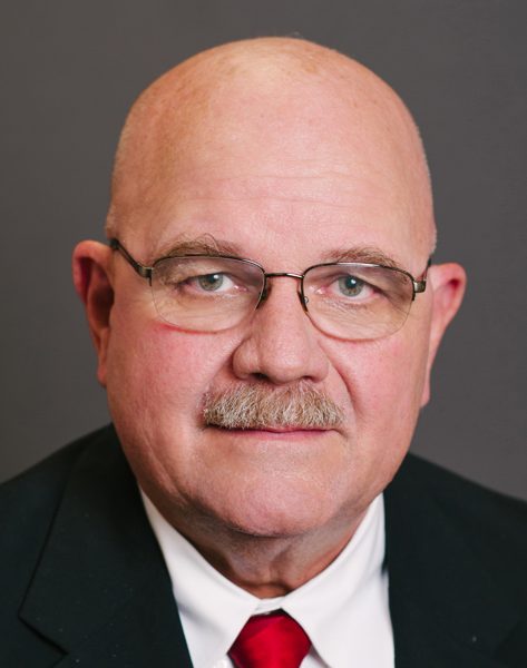 Official portrait of Steve Tarvin