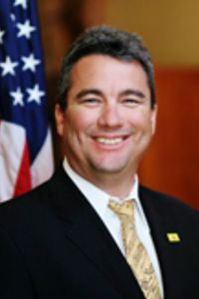 Official portrait of Tim Bearden