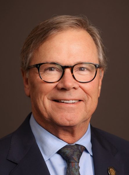 Official portrait of Vance Smith
